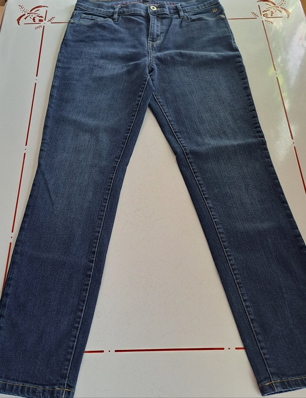 Tommy Hilfiger Straight-Leg, Slim Fit Dark Blue Greenwich Ankle Jeans Size 10